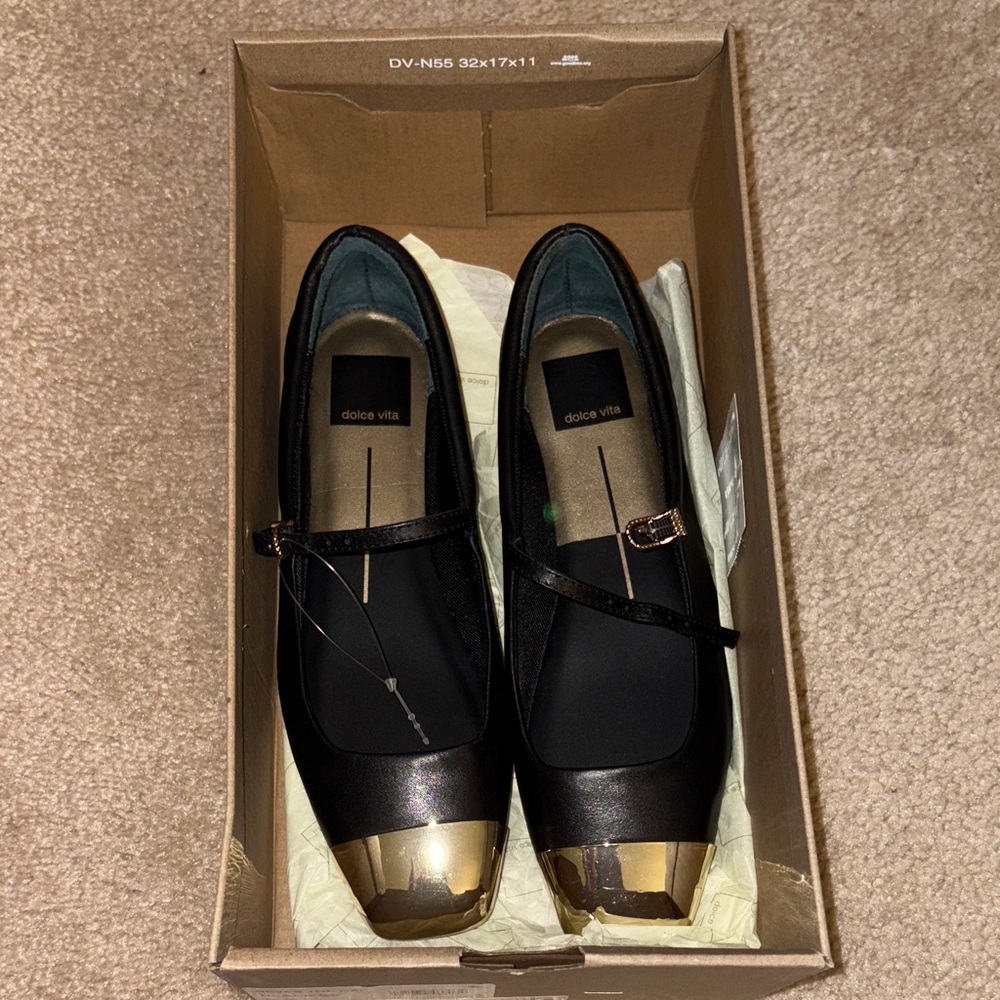 Dolce Vita Reyes Toe Cap Black and Gold Women's Ballet Flats - Picture 6 of 6